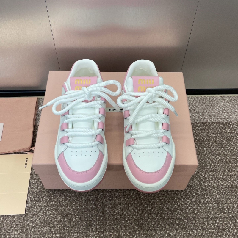 Miu Miu Casual Shoes